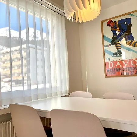 Bolgen: Jakobshorn With Amenities *