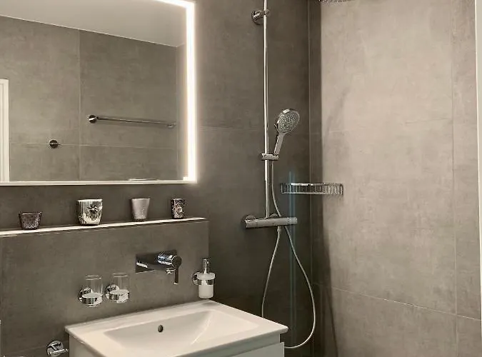 Bolgen - Close To Everything! Bolgen, Jakobshorn, Bus Stop, Train Station, Supermarket, School, Rentals, Restaurants And More! Lejlighed Davos