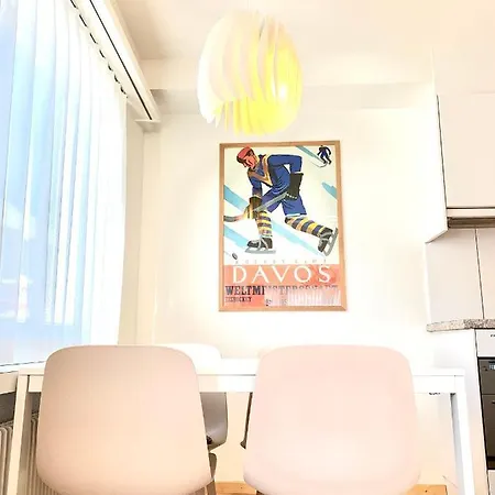 Bolgen - Close To Everything! Bolgen, Jakobshorn, Bus Stop, Train Station, Supermarket, School, Rentals, Restaurants And More! Апартаменти