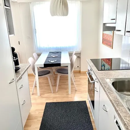 Апартаменти Bolgen - Close To Everything! Bolgen, Jakobshorn, Bus Stop, Train Station, Supermarket, School, Rentals, Restaurants And More! *